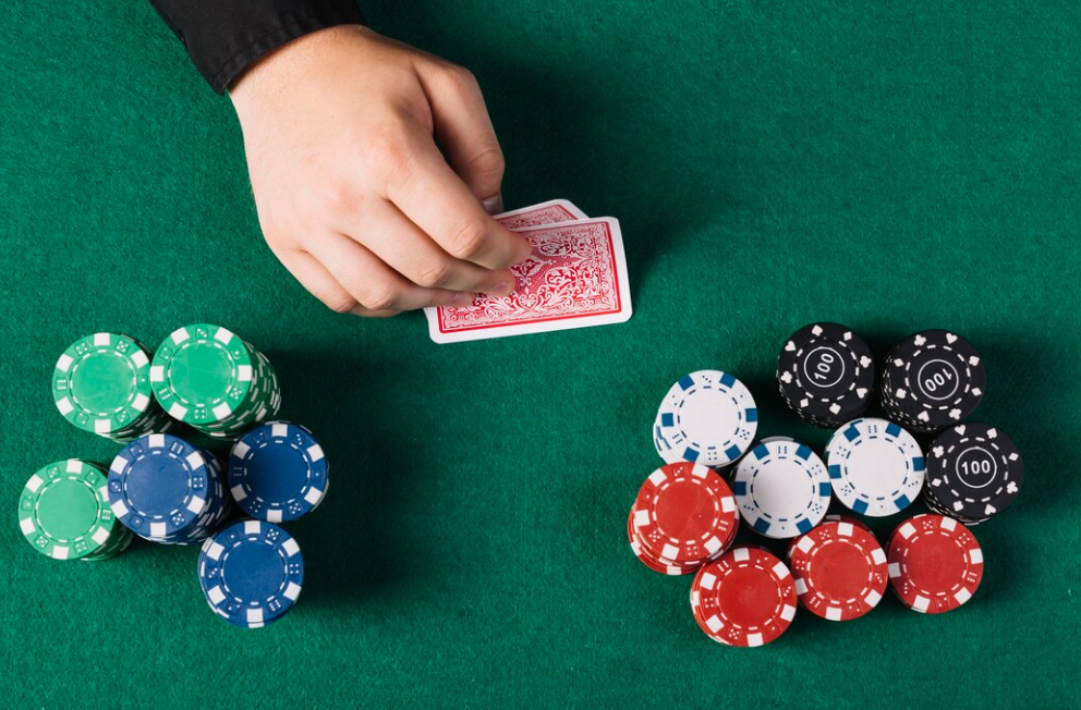 Poker-style games in BetPari app